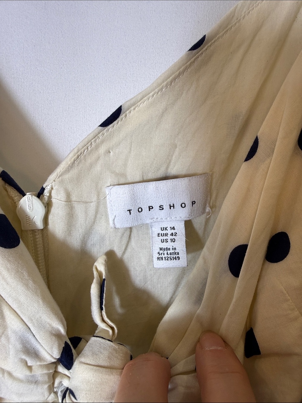 Topshop Cream Mini Dress with Black Polka Dots and Puff Sleeves - Picture 2 of 6